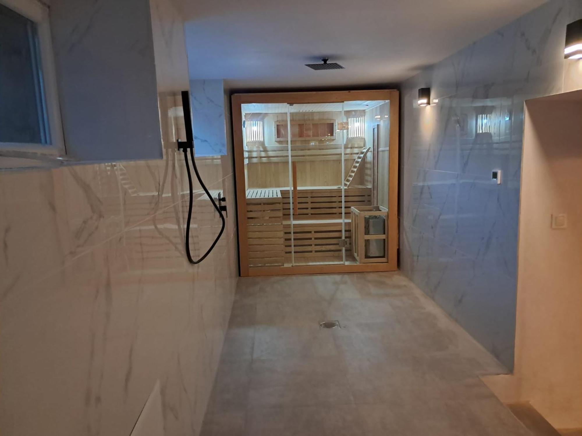 Szwajcarka Willa Z Sauna I Jacuzzi Bad Kudowa Exterior foto