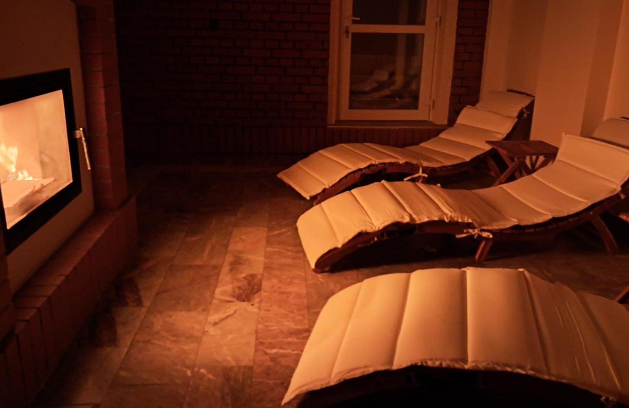 Szwajcarka Willa Z Sauna I Jacuzzi Bad Kudowa Exterior foto
