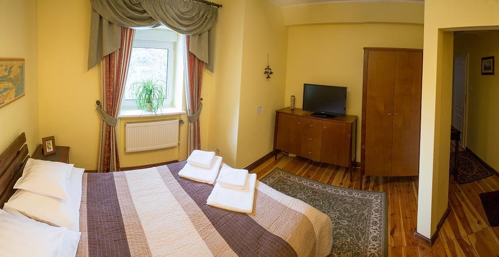 Szwajcarka Willa Z Sauna I Jacuzzi Bad Kudowa Exterior foto